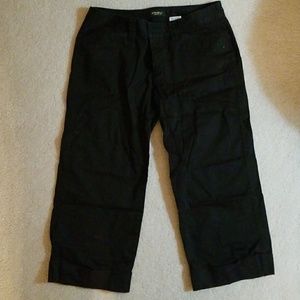 Eddie Bauer black capri pants